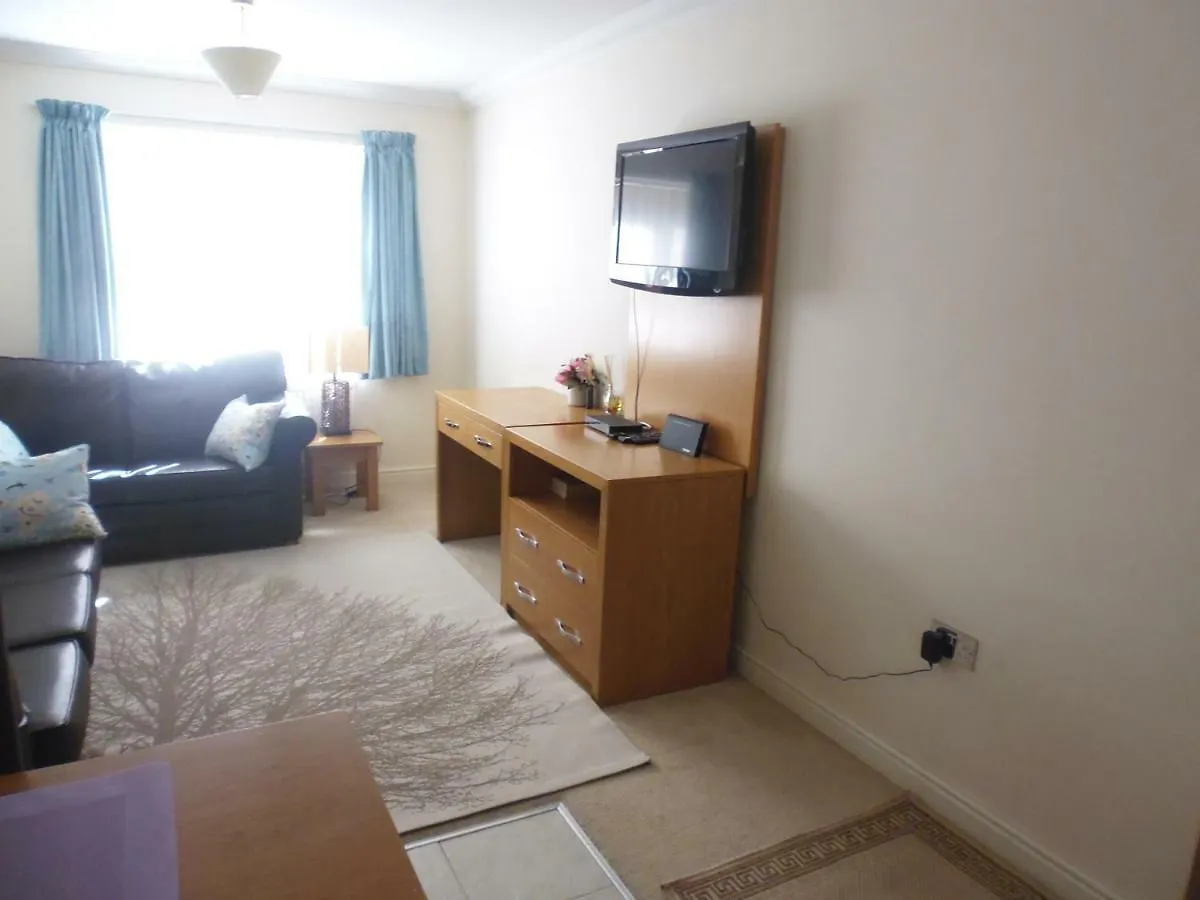 Walking Distance To Beach , Close To Town Center Bournemouth United Kingdom