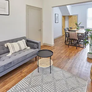  Holiday home Host & - Clifton House United Kingdom