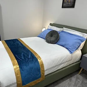  Apartment Aqua Dream Luxury Apartment-coyles Place At Portland 88 United Kingdom